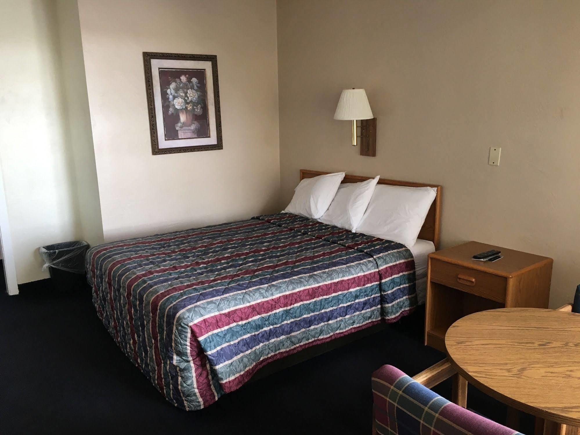 The Monticello Inn Екстер'єр фото