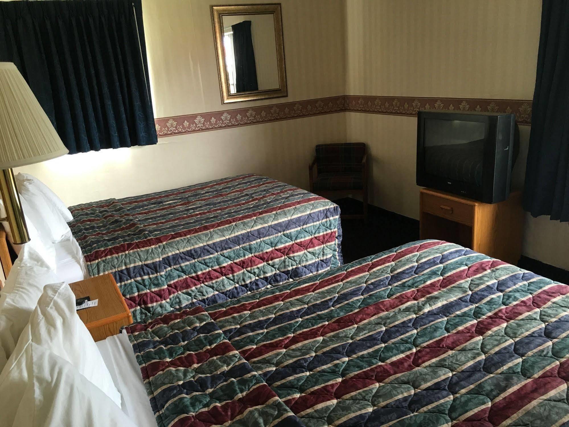 The Monticello Inn Екстер'єр фото